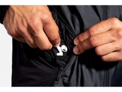 Brooks Fusion Hybrid Jacket -Men's Sports Fashion 211299 001 D7 Fusion Hybrid Jacket