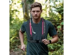 Amphipod PureRun® Ultralight™ Hydration Vest With 600mL Reservoir -Men's Sports Fashion 3120 07 use2