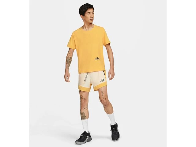 Nike DriFit Rise 365 Short Sleeve Trail 20 Nike DriFit Rise 365 Short Sleeve Trail - Image 18