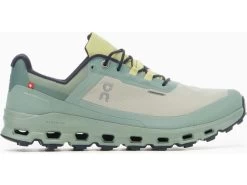 On Cloudvista Waterproof -Men's Sports Fashion on running cloudvista waterproof 7498276 0